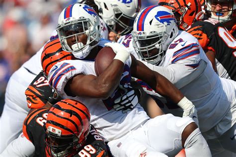 Sunday Night Football odds, spread, line: Bengals vs. Bills picks, .